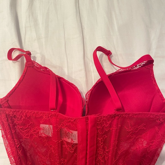 Bustier - Picture 3 of 4